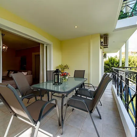 Daire Mother's House *